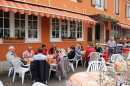 306 Im Cafe Ihringer in Breisach konnte sich jeder wieder strken